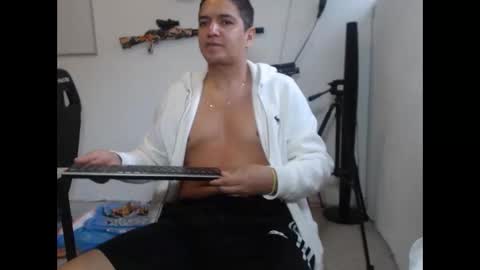 Snapshot of hott_mexican chatting on 1, 12, 2025 YAYO online show from 1, 12, 2025