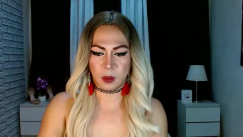 Snapshot of hott_summerr chatting on 14, 12, 2024 Alex Summer online show from 14, 12, 2024