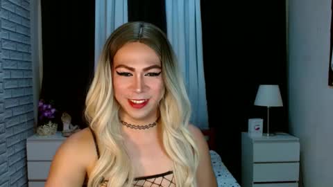 Snapshot of hott_summerr chatting on 19, 12, 2024 Alex Summer online show from 19, 12, 2024