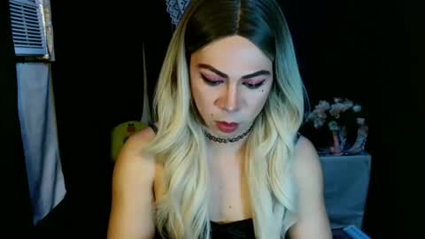 Snapshot of hott_summerr chatting on 5, 2, 2025 Alex Summer online show from 5, 2, 2025