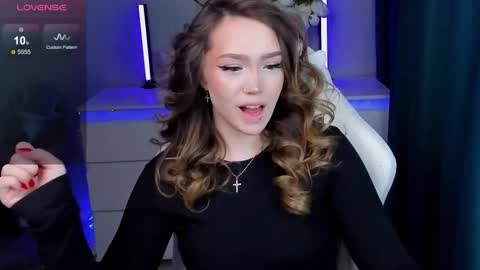 hello Im Eva online show from 22, 11, 2025