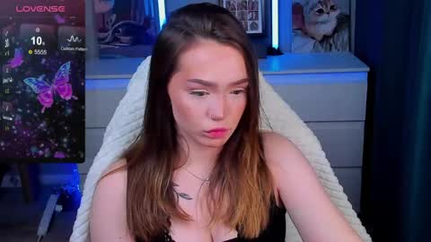 hello Im Eva online show from 26, 4, 2026