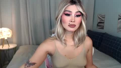 Snapshot of hottest_angel_4u chatting on 14, 6, 2026 ZANDRA online show from 14, 6, 2026
