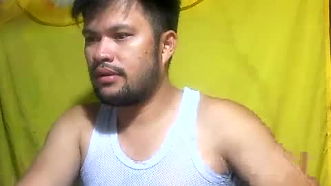 Snapshot of hottestpinoy2323 chatting on 9, 8, 2026 HottestPinoy32 online show from 9, 8, 2026