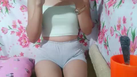 hottie_horny_exoticpussyx online show from 16, 9, 2025