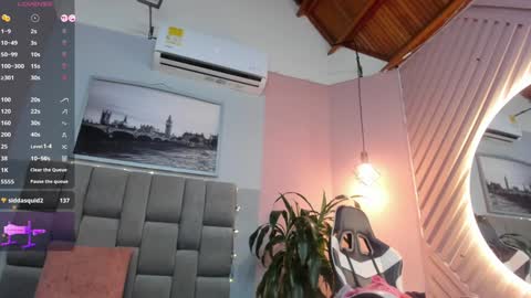 Snapshot of hottie_mine_ chatting on 22, 12, 2024 2pm - 9pm GMT-5 online show from 22, 12, 2024