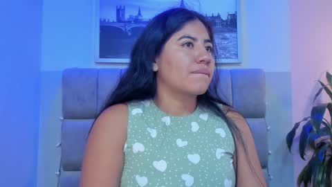 Snapshot of hottie_mine_ chatting on 11, 1, 2025 2pm - 9pm GMT-5 online show from 11, 1, 2025