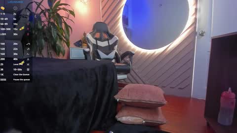 Snapshot of hottie_mine_ chatting on 9, 2, 2025 2pm - 9pm GMT-5 online show from 9, 2, 2025