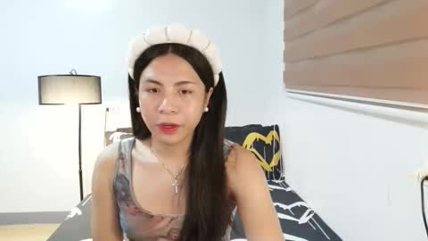 hottie_wildasian4uxxx online show from 1, 3, 2026