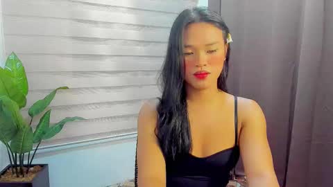 Maxine online show from 10, 9, 2025