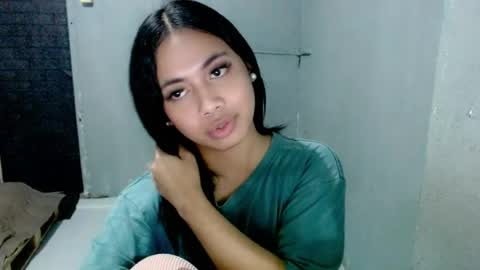 Snapshot of hottiescummerx chatting on 9, 7, 2026 N I C A online show from 9, 7, 2026
