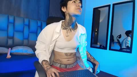 Snapshot of hottiesjuls chatting on 29, 4, 2026 Juls online show from 29, 4, 2026