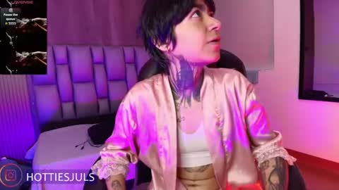 Snapshot of hottiesjuls chatting on 26, 6, 2026 Juls online show from 26, 6, 2026