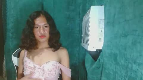 Snapshot of hottiest_luna chatting on 2, 5, 2026 hottiest_luna online show from 2, 5, 2026