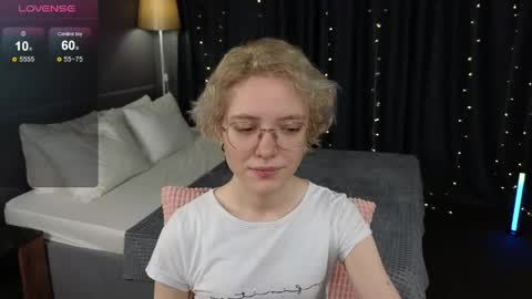 Snapshot of hottokori chatting on 12, 5, 2026 Kori online show from 12, 5, 2026