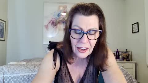 Maggie online show from 21, 2, 2025