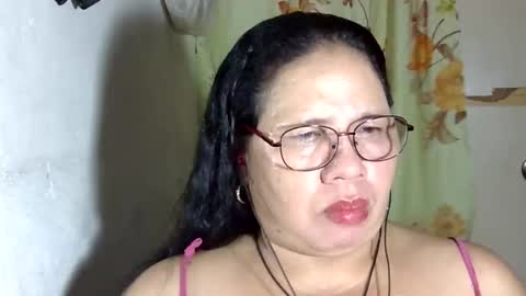 Snapshot of hottycrissy4u chatting on 27, 4, 2026 hottycrissy4u online show from 27, 4, 2026
