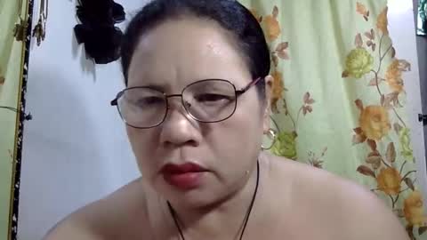 Snapshot of hottycrissy4u chatting on 27, 5, 2026 hottycrissy4u online show from 27, 5, 2026