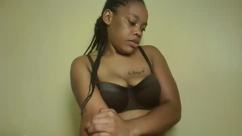 Hottykiki online show from 2, 10, 2025