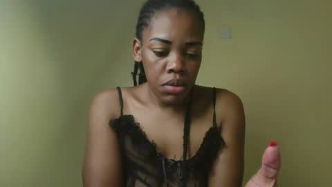 Hottykiki online show from 4, 10, 2025