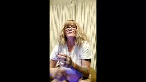howdoyoulikeit87 online show from 22, 5, 2026