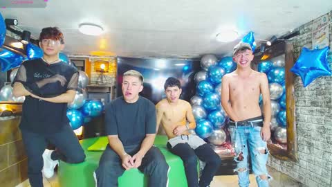 HOWENTS online show from 9, 12, 2024