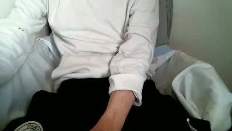 Keanu online show from 7, 11, 2025