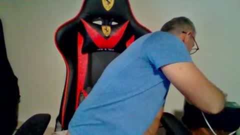 Snapshot of huge__cumshot chatting on 13, 7, 2026 huge__cumshot online show from 13, 7, 2026