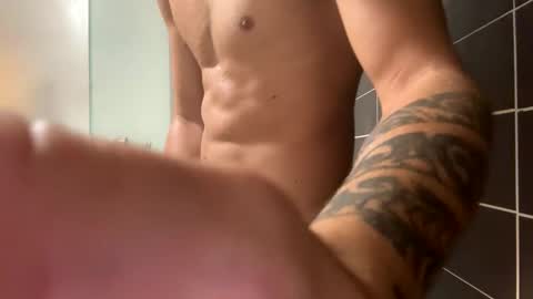 hugecock959448 online show from 27, 11, 2025