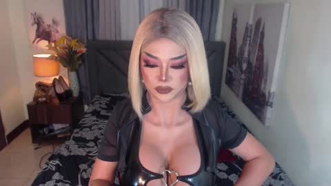 Christine online show from 12, 1, 2025