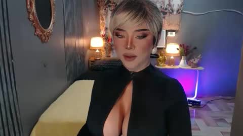 Christine online show from 21, 12, 2025