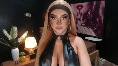 Christine online show from 4, 4, 2026