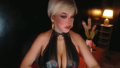 Snapshot of hugecockchristine chatting on 21, 5, 2026 Christine online show from 21, 5, 2026