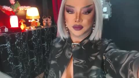 Snapshot of hugecockchristine chatting on 15, 6, 2026 Christine online show from 15, 6, 2026
