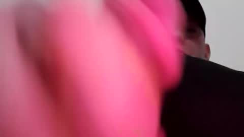 hugecummer10 online show from 15, 3, 2026