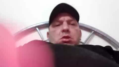 hugecummer10 online show from 24, 3, 2026