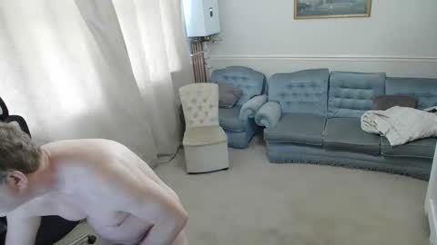 hugedick1965 online show from 19, 4, 2026