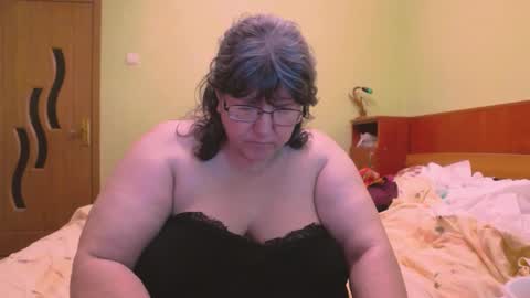 HugeTitsXXX online show from 16, 2, 2025