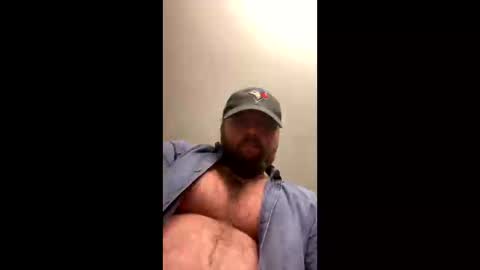 Snapshot of hughfat chatting on 11, 10, 2025 hughfat online show from 11, 10, 2025