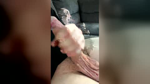 Snapshot of hugo4lif3 chatting on 1, 3, 2026 hugo4lif3 online show from 1, 3, 2026