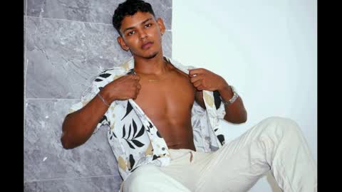 Snapshot of hugo_cano chatting on 2, 10, 2025 Hugo Cano online show from 2, 10, 2025