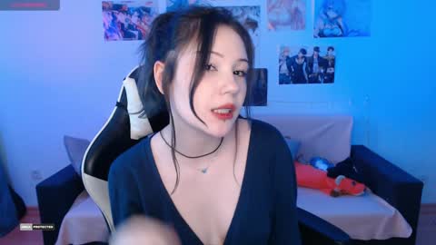 HugoMin online show from 4, 2, 2025