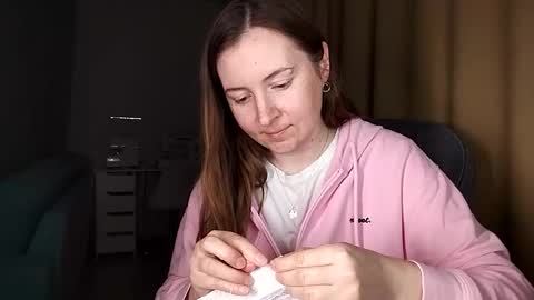 Snapshot of humpygrey chatting on 9, 4, 2026 HumpyGrey online show from 9, 4, 2026