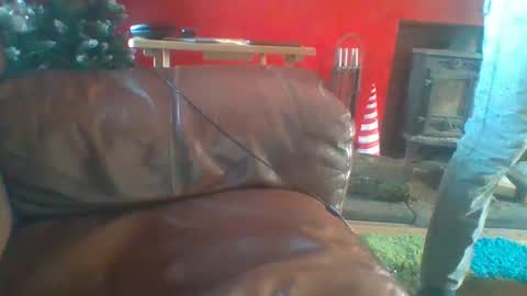 hung69foryou online show from 19, 12, 2024