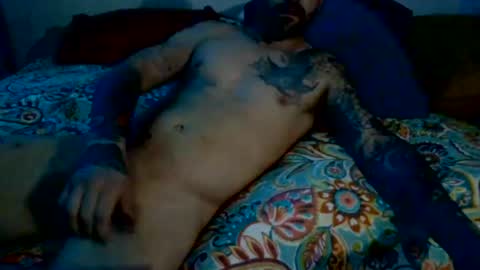 Snapshot of hungherowithoutacape chatting on 1, 7, 2026 hungherowithoutacape online show from 1, 7, 2026
