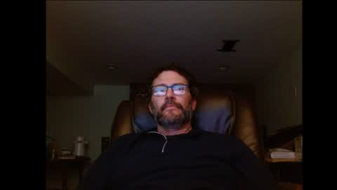 Snapshot of hunglonelyguy chatting on 5, 7, 2026 LonelyGuy online show from 5, 7, 2026