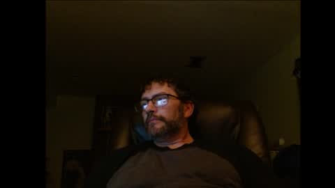 Snapshot of hunglonelyguy chatting on 16, 7, 2026 LonelyGuy online show from 16, 7, 2026