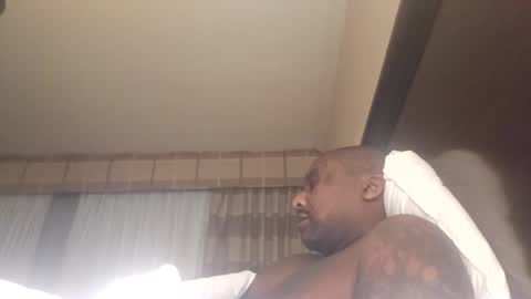 hungluv1 online show from 11, 11, 2025