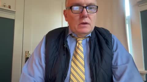 Snapshot of hungron9 chatting on 5, 11, 2025 AARON online show from 5, 11, 2025