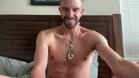 Snapshot of hungrunner24 chatting on 24, 6, 2026 hungrunner24 online show from 24, 6, 2026